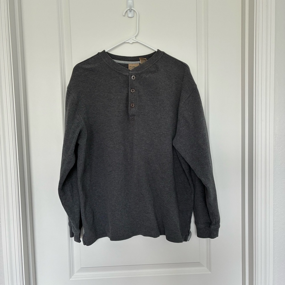 L.L. Bean Gray Long Sleeve Tee Men’s Large